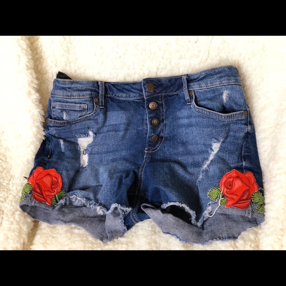 Floral denim shorts size 7/8